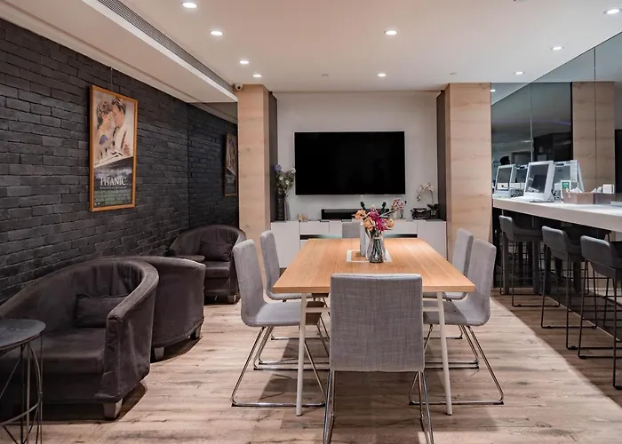 Taiwan Youth & CapsuleHostel